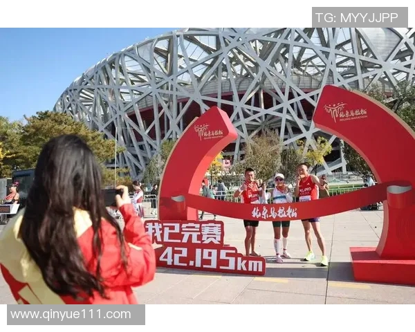 广州攀岩队在城市马拉松中的实力表现与精彩点评分析