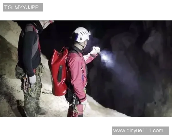 重庆极限运动队的团队协作探索与挑战精神的完美结合 重庆极限运动队的团队协作探索与挑战精神的完美结合