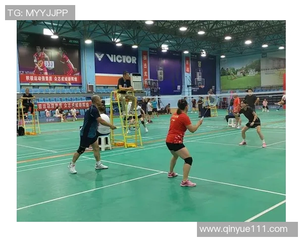 杭州羽毛球队挑战赛特别报道：奋勇拼搏铸就辉煌成就的历程回顾