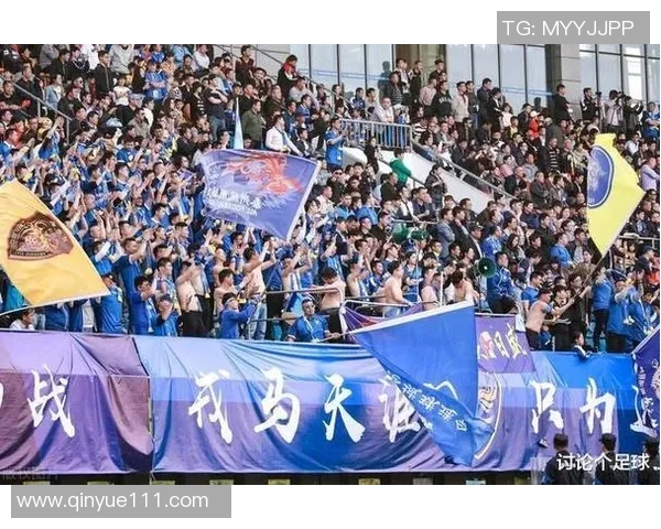 上海足球队状态变革引发热议球迷期待新篇章的崛起与挑战 上海足球队状态变革引发热议球迷期待新篇章的崛起与挑战