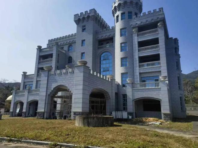 88858cc永利集团深圳一“巨无霸”别墅拍卖！公开一层地上五层是港商叶肇夫故居(图3)
